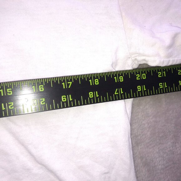 Gildan Men's T-Shirt Medium Friends of The Dragon Art Fair Graphic Tee White - Picture 6 of 11